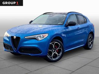 Used 2023 Alfa Romeo Stelvio Veloce AWD/4WD video 1