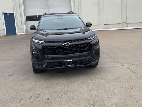 Used 2025 Chevrolet Equinox RS w/ Convenience Package III image 3