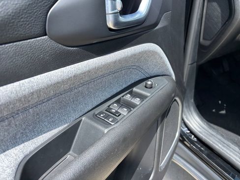 Used 2025 Jeep Compass Latitude AWD/4WD image 20