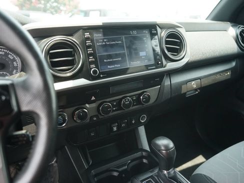Used 2023 Toyota Tacoma TRD Sport AWD/4WD image 26