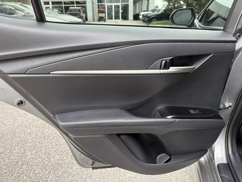 Used 2025 Toyota Camry SE w/ Convenience Package FWD image 13