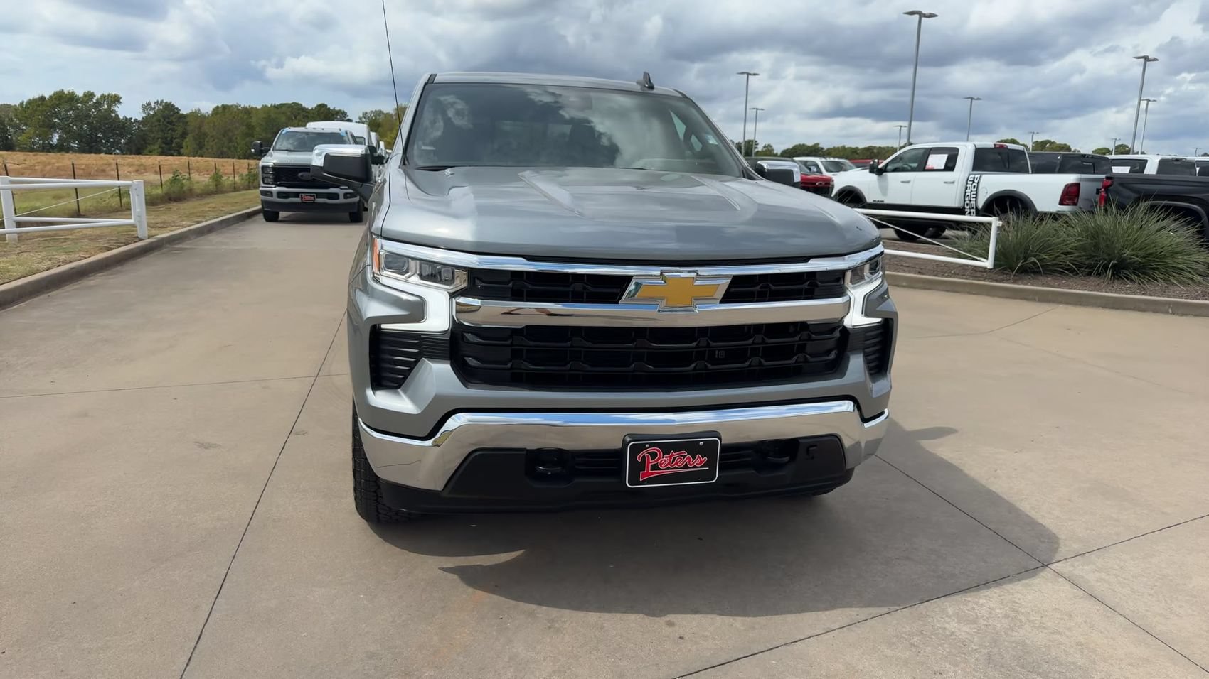 Used 2025 Chevrolet Silverado 1500 LT w/ Z71 Off-Road Package AWD/4WD image 4
