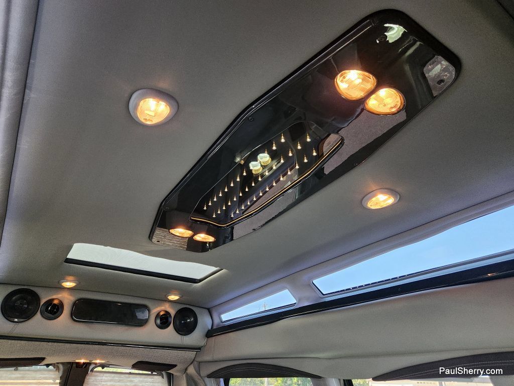 Used 2021 Chevrolet Express 2500 LS w/ Enhanced Convenience Package RWD image 59
