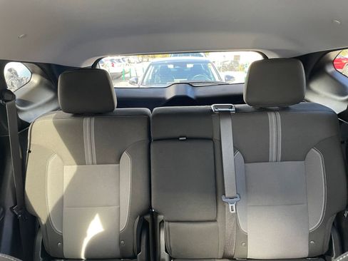 Used 2025 Chevrolet Blazer LT image 38