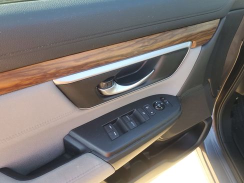 Used 2017 Honda CR-V EX image 30