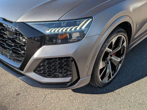 Used 2022 Audi RS Q8 image 9