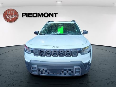 Used 2026 Jeep Cherokee Limited AWD/4WD image 2