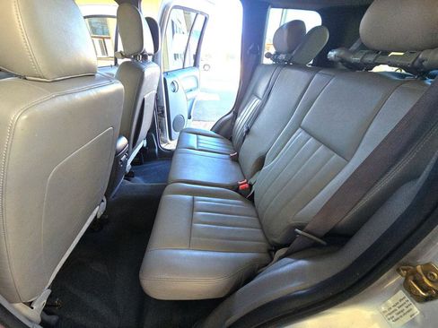 Used 2007 Jeep Liberty Limited image 10