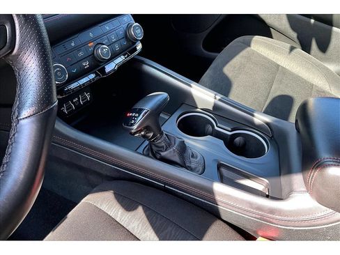 Used 2025 Dodge Durango GT AWD/4WD image 17
