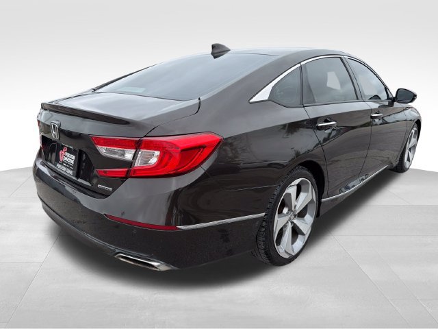 Used 2018 Honda Accord Touring image 7