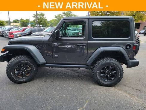 Used 2021 Jeep Wrangler Sport AWD/4WD image 6