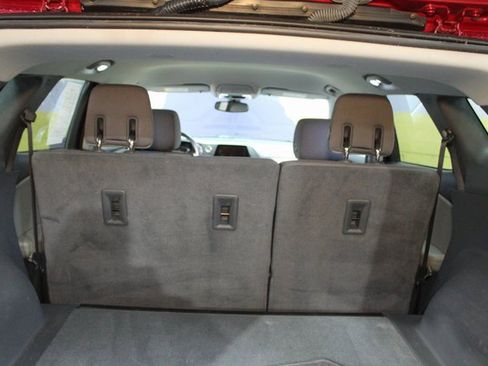 Used 2019 Chevrolet Blazer LT image 16