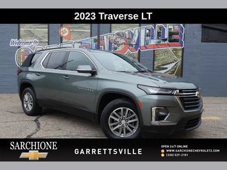 Used 2023 Chevrolet Traverse LT FWD video 1