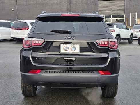 New 2026 Jeep Compass Latitude image 8