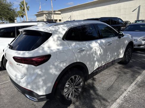 Used 2025 Buick Envision Preferred image 3