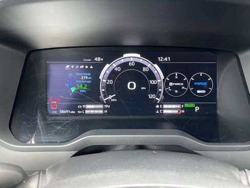 Used 2024 Toyota Sequoia Platinum image 13