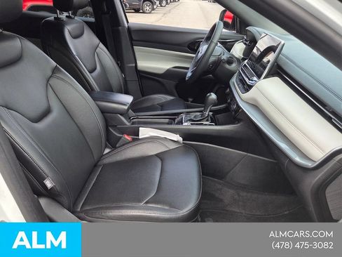 Used 2025 Jeep Compass Limited AWD/4WD image 16
