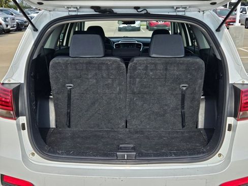 Used 2020 Kia Sorento LX image 7