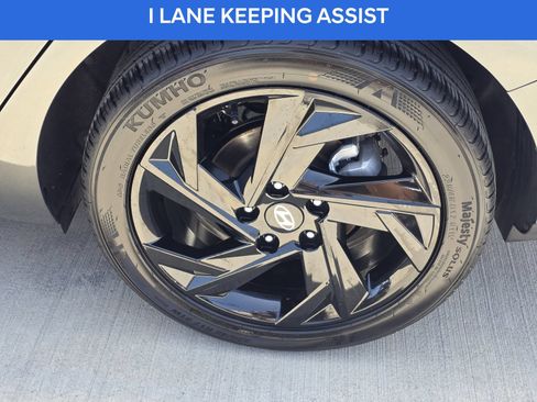 Certified 2026 Hyundai Elantra Sport FWD image 10