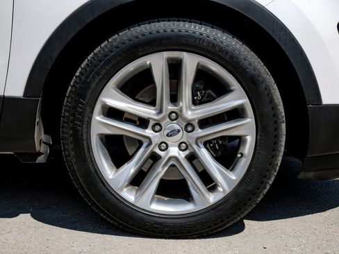 Used 2017 Ford Explorer XLT w/ Equipment Group 202A image 60