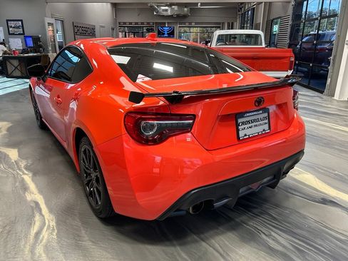 Used 2017 Toyota 86 860 Special Edition RWD image 32