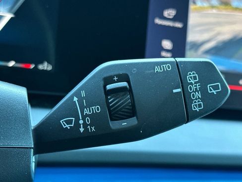 Used 2025 BMW X3 M50 w/ Premium Package image 32