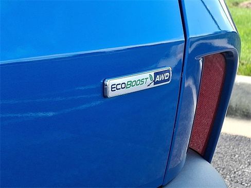 Used 2020 Ford Escape SEL image 32