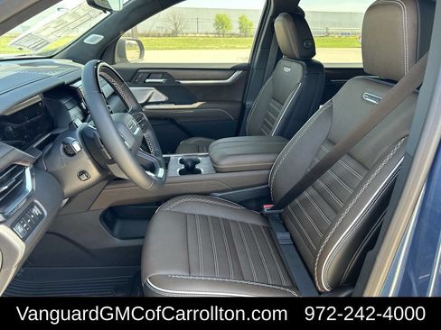 New 2026 GMC Acadia Denali Ultimate w/ LPO, Floor Liner Package AWD/4WD image 21