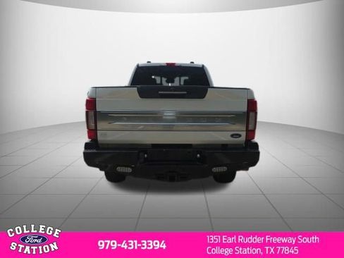 Used 2022 Ford F250 Platinum AWD/4WD image 5