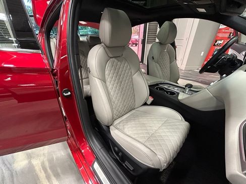 Used 2022 Genesis G70 3.3T w/ Sport Prestige Package AWD/4WD image 3
