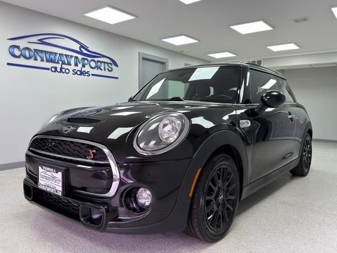 Used 2019 MINI Cooper S w/ Storage Package FWD image 1