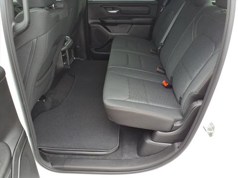 New 2026 RAM 1500 Express AWD/4WD image 12
