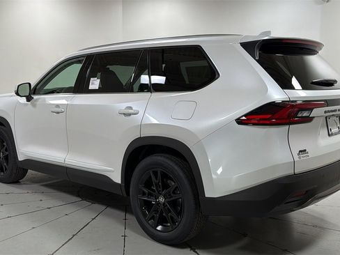 New 2026 Toyota Grand Highlander Platinum image 7