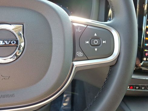 Certified 2025 Volvo XC60 T8 Core w/ Climate Package image 22