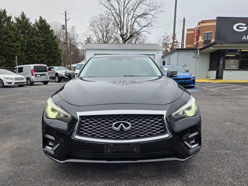 Used 2018 INFINITI Q50 Luxe w/ Essential Package (3.0T Luxe) image 6