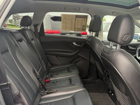 Used 2019 Audi Q7 3.0T Premium AWD/4WD image 16