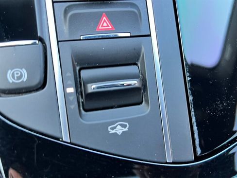 Used 2018 Maserati Levante image 36