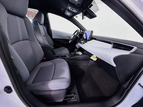New 2026 Toyota Corolla SE FWD image 27