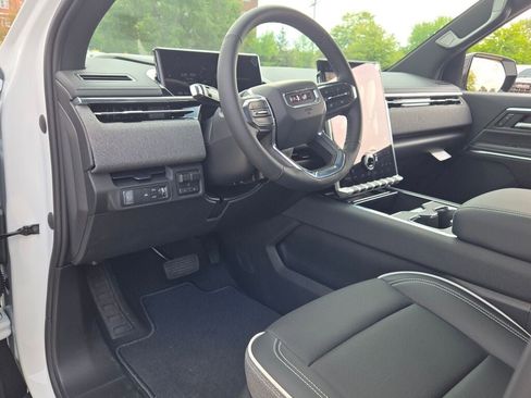 New 2026 GMC Sierra EV Elevation image 24