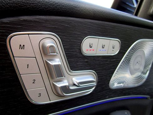 Used 2020 Mercedes-Benz GLE 450 4MATIC image 30