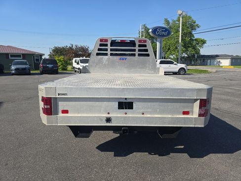 Used 2023 Ford F550 4x4 Crew Cab Super Duty image 8