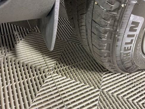 Used 2025 Ford Escape Base image 26