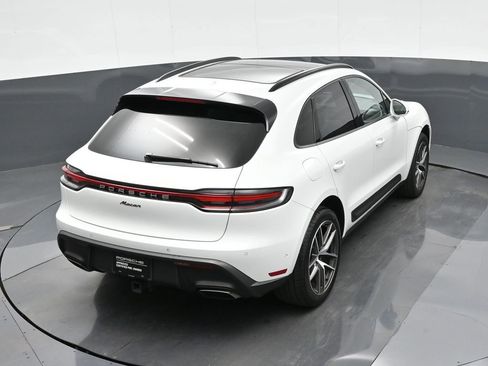 Certified 2025 Porsche Macan image 29