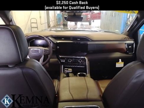New 2026 GMC Sierra 1500 Denali w/ Technology Package image 13