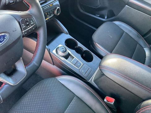 Used 2025 Ford Escape ST-Line image 15