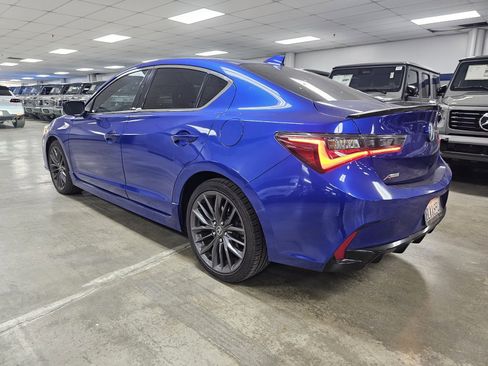 Used 2019 Acura ILX Premium and A-SPEC Packages image 3
