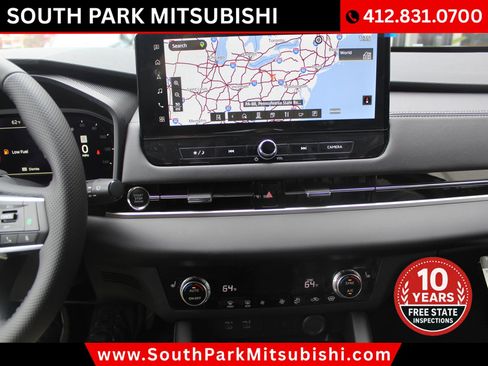 New 2025 Mitsubishi Outlander SE image 22