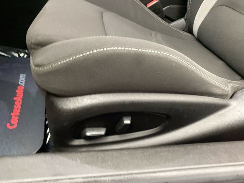 Used 2023 Chevrolet Camaro LT RWD image 13