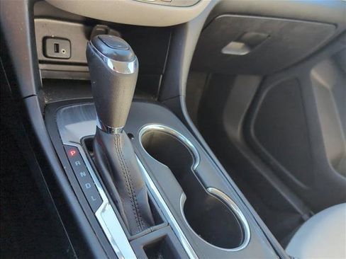 Used 2018 Chevrolet Equinox LS image 15