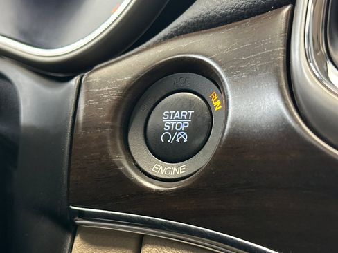 Used 2015 Jeep Grand Cherokee Limited image 33